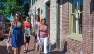 Girls, Girls, Girls Package At Boone's Colonial Inn Bed and Breakfast of St Charles Mo